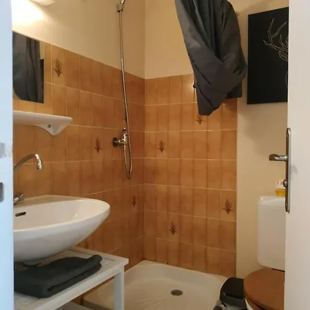 Studio Bien Situe Avec Balcon Et Place De Parking アパート